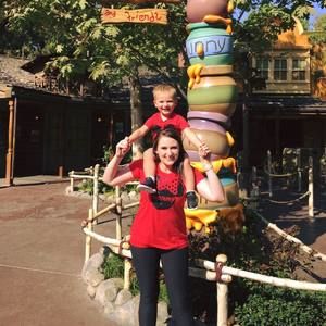 Meet your Posher, Mandy